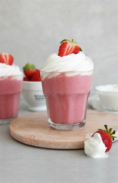 Strawberries and Cream Frappuccino recipe | The Little ...
