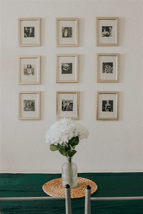Create A Perfect Gallery Wall Angie Salama