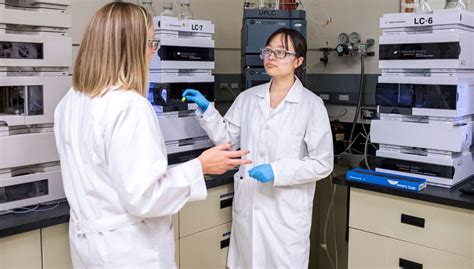 The above medical lab technician resume sample and example will help you write a resume that best highlights your experience and qualifications. Chemical Laboratory Technician - Courses - Seneca, Toronto ...