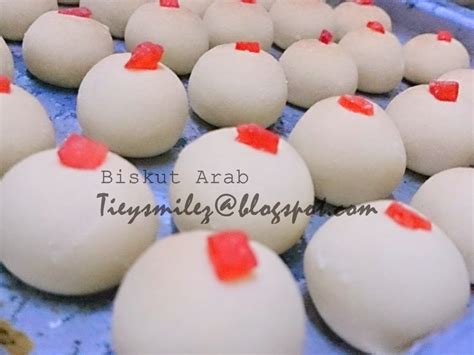 Dapatkan 100 resepi biskut raya yang paling sedap ! Smiles in My Life: Resepi Biskut Arab Susu