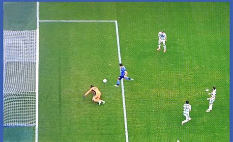 Ok, i tifosi interisti ancora non si capacitano di come possa aver sbagliato quel goal contro il sassuolo. Pagelle Inter-Sassuolo 3-3, Gagliardini frena la corsa ...
