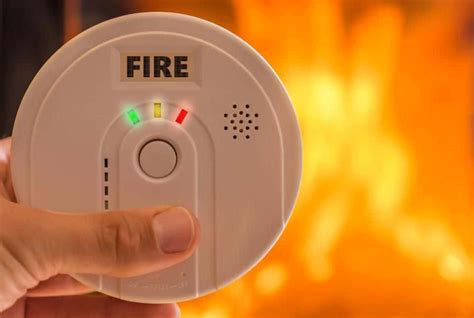 Failure to do so may affect the functionality and precision of the unit. At What Level Does A Carbon Monoxide Detector Go Off? - My ...