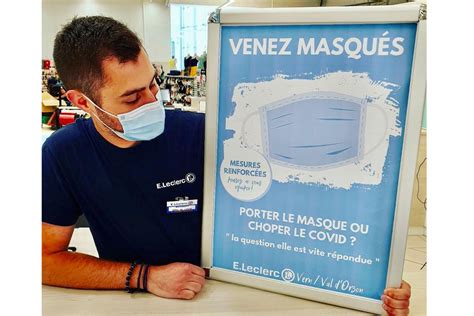 L'arrêté préfectoral du 20 août 2020 rend le port du masque obligatoire de 08h à 00h pour toute personne de plus de onze ans dans l'intégralité du territoire de la commune. 200 millions d'euros de masques vendus en GMS
