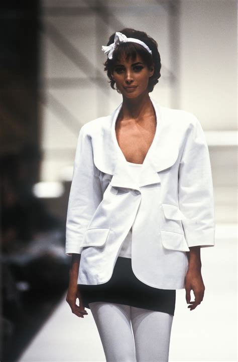 Christy Turlington Fendi Runway Show 1991 Christy Turlington 90s Supermodels Fashion