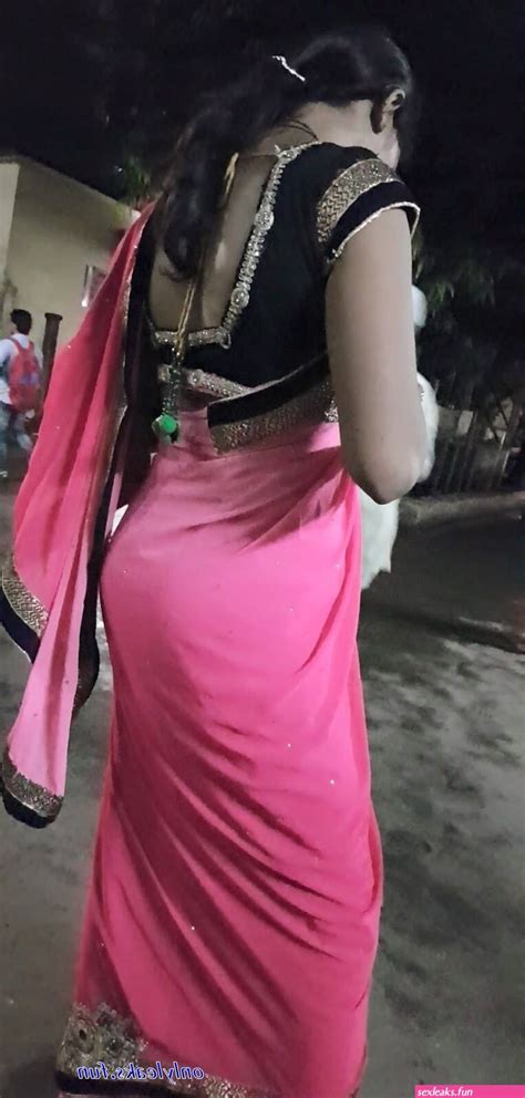 Desi Sleeping Aunty Big Saree Gand Sex Leaks