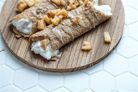 Gesunder Nachmittags Snack Apfel -Quark Crepes Julie Feels Good
