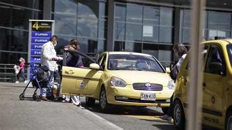 ¿cuánto Cuestan Los Recargos De Taxi En El Aeropuerto El Dorado De