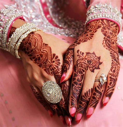 Beautiful Eid Collection For Girls Best Mehndi Designs 2013 Bridal