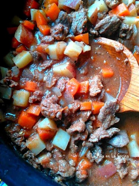 Carne molida recipe carne picada recipes mexican food recipes beef recipes chicken recipes dinner recipes ethnic recipes colombian. Carne Picada Con Verduras (Beef and Vegetables) - La Piña ...