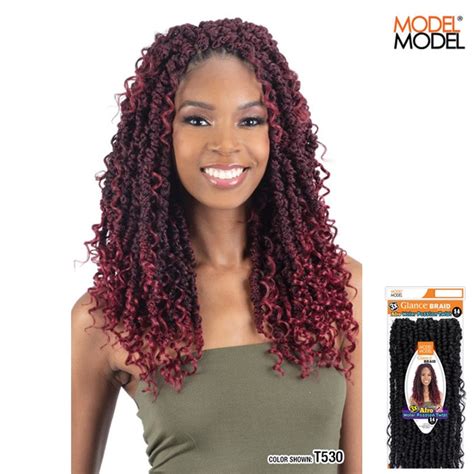 Model Model Glance X AFRO WATER PASSION TWIST Braid