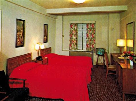 A Look Inside Hotel And Motel Rooms Of The 1950s 70s Flashbak Hotel Motel Hotels Room Hotel