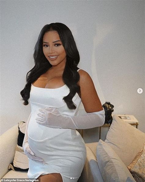 Pregnant The Valleys Star Lateysha Grace Displays Baby Bump And Reveals She S Six Months Gone
