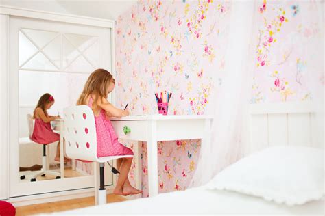 Here something simple for all you animal lovers that are still struggling to sketch out your favorite wild kingdom speci. Back-to-School Bedrooms: A Place to Dream
