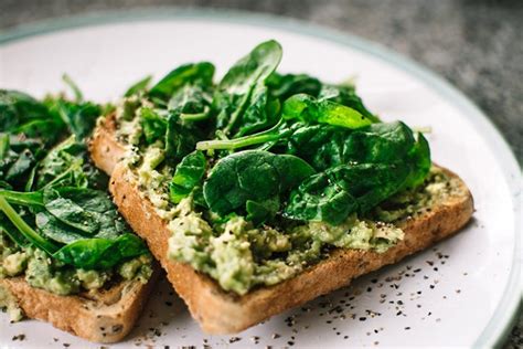 Daher ist feste nahrung als essen nach der weisheitszahn op zunächst einmal streng verboten. Nach Weisheitszahn OP Toast essen? | Weisheitszahn-OP.net