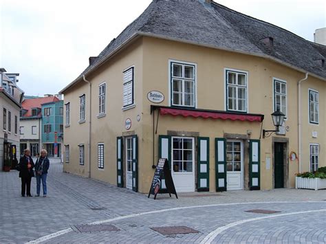Der zustrom von bewohnern hat dazu geführt. Das Beethoven-Haus in Baden bei Wien