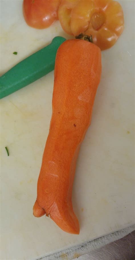 Found A Carrot At Work That Looks Like A High Heel Boot Mildlyinteresting