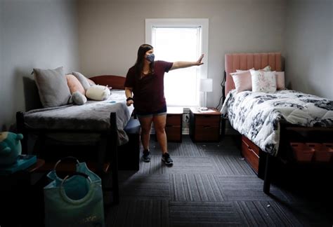 Cbu Freshmen Move In With Usual Fears Plus Pandemic Memphis Local