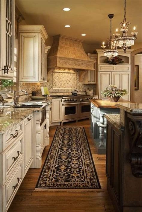 You still have an elegant style that you can actually live and cook in. Pin by DJ Dewberry on kitchen | Beige kitchen, Country ...
