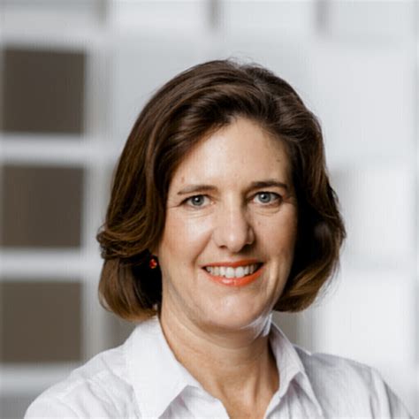Lantställe vid vackraste sjön i roslagen. Stephanie Schuler Kirkwood - Project Coordinator - Odgers ...