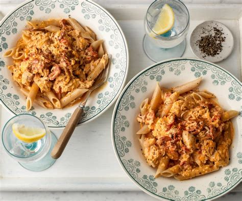 It contains a tomato sauce with tender chicken and rich chorizo along with the warm flavours of cumin and paprika. Creamy Chicken and Chorizo Pasta - Cookidoo® - the ...