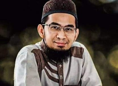 Ustaz Adi Hidayat Beli Roti Rp 86 Ribu, Bayar Rp 1 Juta – Beritabuanaco