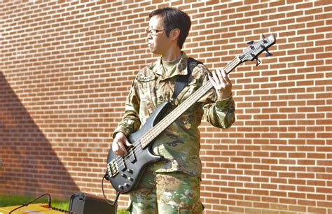 Army Reserve Soldiers Win Outstanding Musician Award