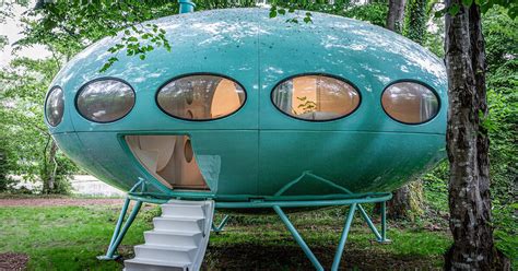 spend the night at a restored 1960s futuro house in somerset s marston park