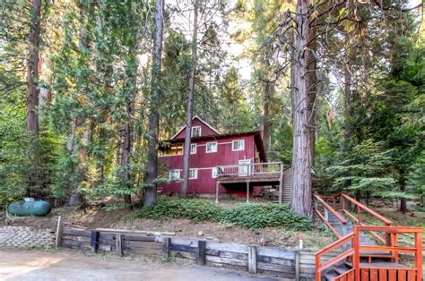 This private cabin rental in arnold, ca, is well furnished and accommodates up to ten guests. THE 10 BEST Arnold Vacation Rentals, Cabin Rentals (with ...