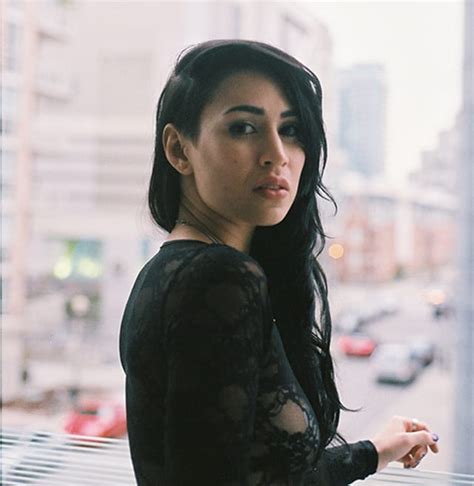 Picture Of Cassie Steele
