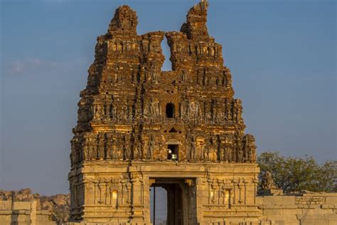 Hampi Monuments In South India Stock Photo Image Of Facade Asia