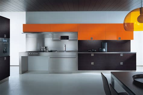 Situado en los alpes orobic, en valtellina, italia, la casa ap por rocco borromini arquitectos se inspira en la tradición. decora y disena: 15 Cocinas Modernas Italianas