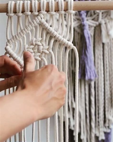How to make a small macrame wall hanging | Rzemieślnictwo, Pomysły na