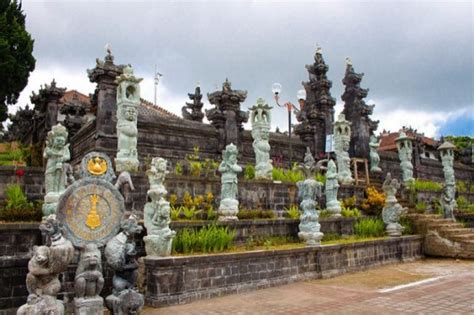 Pura Besakih Bali Indonesia Travel Guide