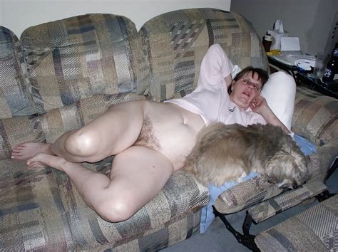 Pam Passed Out On The Couch 57 Pics Xhamster