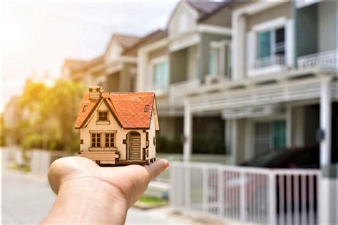 Check your eligibility and enjoy low emi, loan a fixed rate of interest on a home loan means that the rate of interest does not change throughout the tenure of the loan. 5 Important property market lessons Malaysians can learn ...