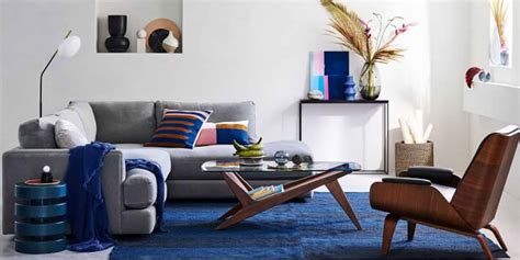 Therefore, when picking an acccent chair to complement your sofa, have fun with it! 22 Cool Living Room Accent Chairs That Will Definitely ...