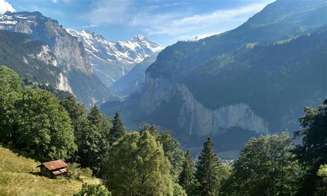 Expose Nature Overlooking Lauterbrunnen Valley From A Trail To Wengen