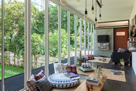 THE YARD HOSTEL (BANGKOK,THAILAND)