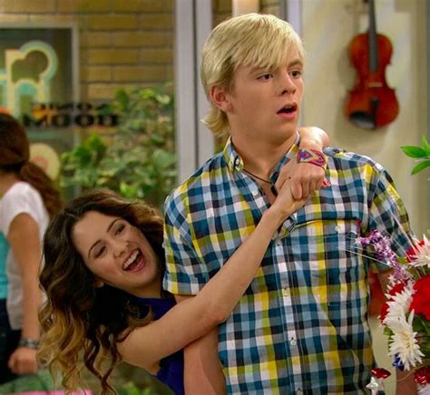 Auslly Austin And Ally Cute Couple Pictures Actors