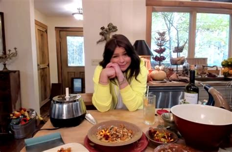 Rachael Ray Gets Emotional While Showing Off Holiday Decorations