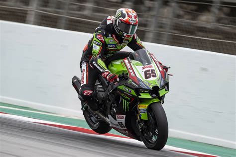 Worldsbk Rea Signs Two Year Extension With Kawasaki Roadracing World