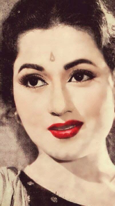 Madhubala Beautiful Bollywood Actress Most Beautiful Bollywood Actress Vintage Bollywood