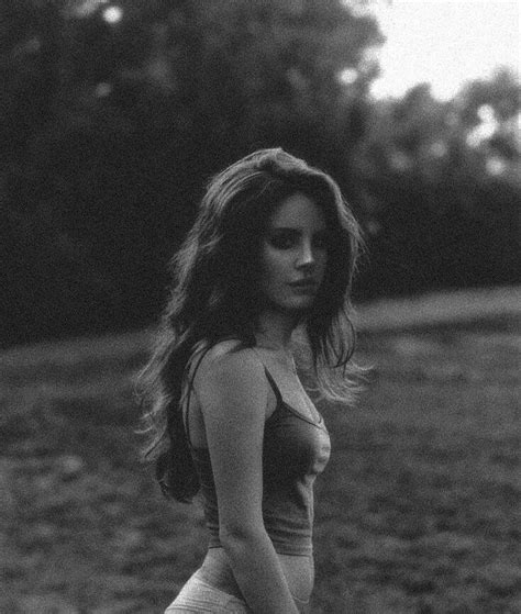 ♧ cutie ♧22.03.2019 в 20:00. Pin by d e s t i n y☽ on Lana Del Rey | Lana del rey, Lana ...