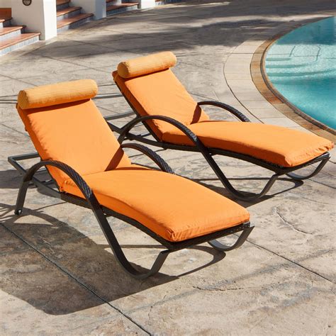 10 Great Outdoor Chaise Lounge With Ergonomic Seating Settings