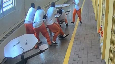 Graphic Video Lucasville Oh Inmates Repeatedly Stabbed In Vicious
