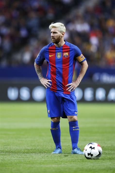 Lionel messi pictures and photos. Lionel Messi - Lionel Messi Photos - International ...