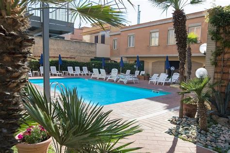 Hotel Villa Margherita Prices And Reviews Ladispoli Italy