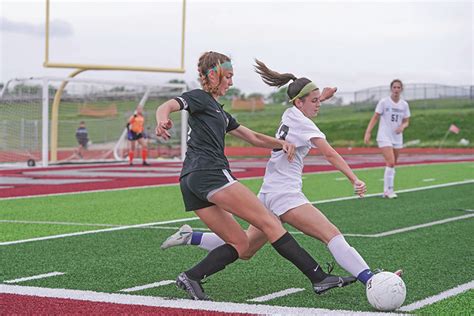 Ls North Girls Soccer Ends 2021 Season In State Sectional Game Lees