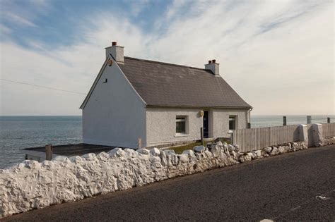 Fancy A Home By The Water Seaside Cottage With Spectacular Setting