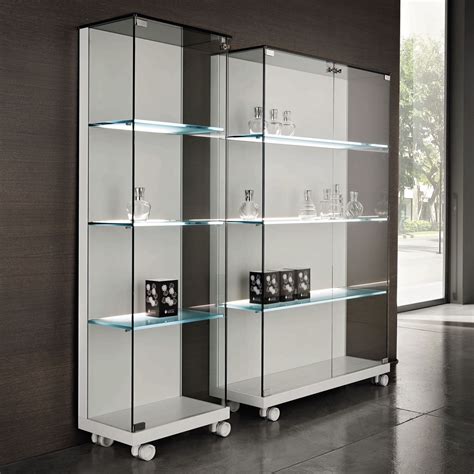 Moderne Vitrine - MEDORA - TONELLI Design - Glas / lackiertes Holz